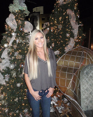 Lovely blonde sweetie loves taking erotic screenshots in every place she visits