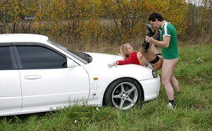 Fancy woman sucking dick in the backseat prior to hard sex