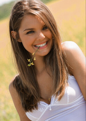 Brunette Michelle Jean shows what it means to be a teaser