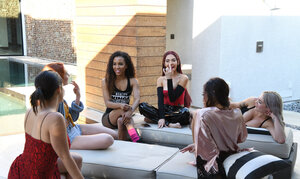 This yoga class was made in particular for young bare asses and cunts