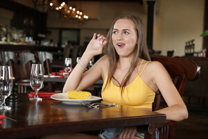 Sassy hoe gets rammed with her moaning 'fuck yes' in public