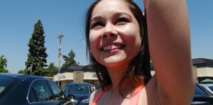 Inked Mika Sparx blows Carson Grundle stranger fuck pole in car