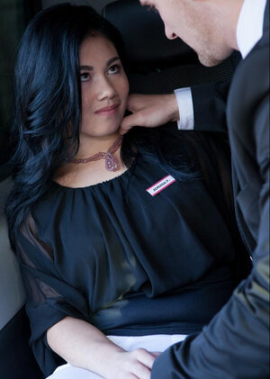 Czech broad with a damn good body shares public, priceless moment