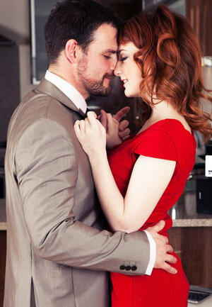 Ginger doll in red underwear gets pussy drilled with enormous flag pole in the kitchen