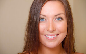 Comely inexperienced hussy plays with her cute tiny tits & firm nipples on the bed